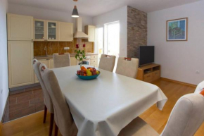 Apartments Vladimir #4, Makarska